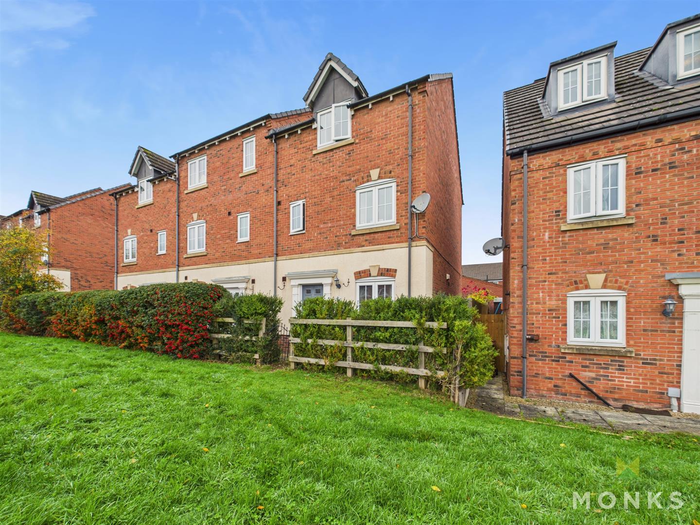 2 Barber Close, Oswestry, SY11 2UE For Sale